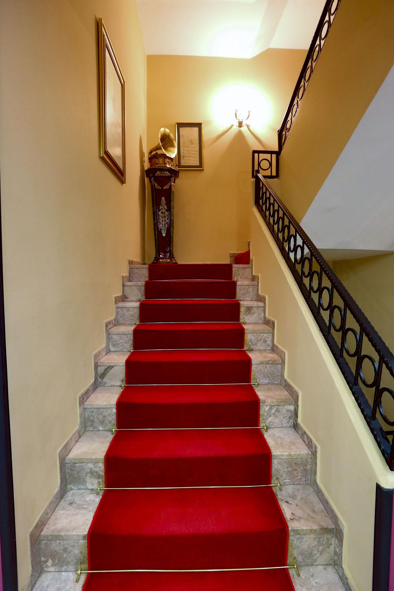 Burckin Park Hotel